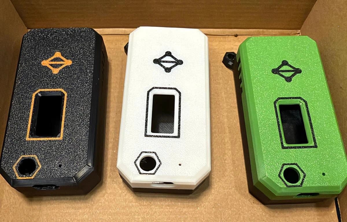 Magic Mesh handheld cases